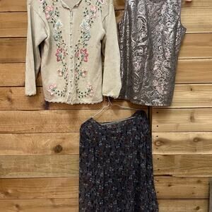 Women’s bundle of three shirts office wear business casual size small